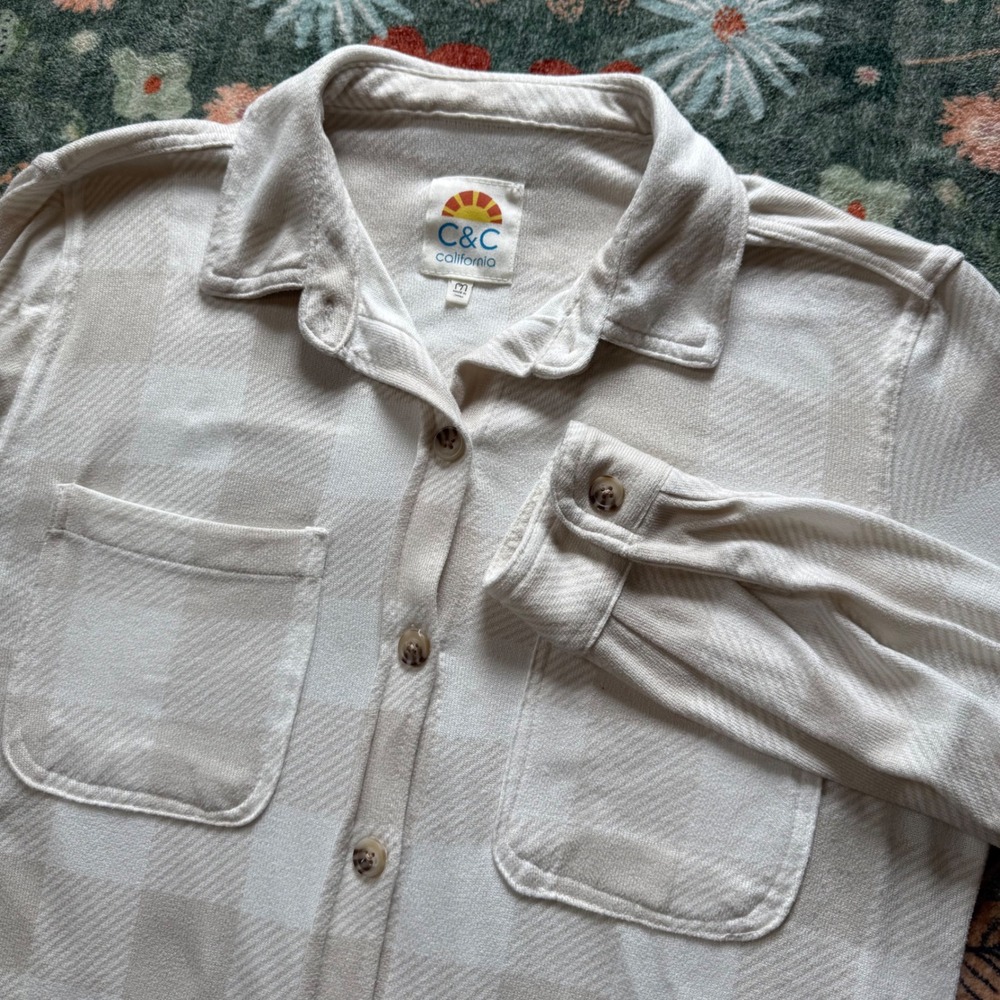C&C California Cream Buffalo Plaid Button Down Shirt Womens Medium